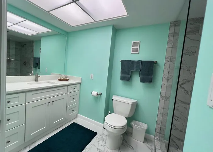Hamilton House 301